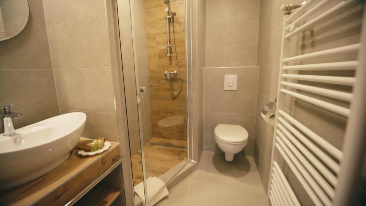 Aqua Villa 埃格尔 外观 照片